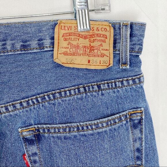 Men's Levi's Regular Fit 505 Denim Blue Jeans 36X30 - Picture 2 of 5